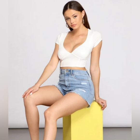 Size S Windsor Keeping Knit Chic Ribbed Knit Crop Top White - Picture 5 of 6